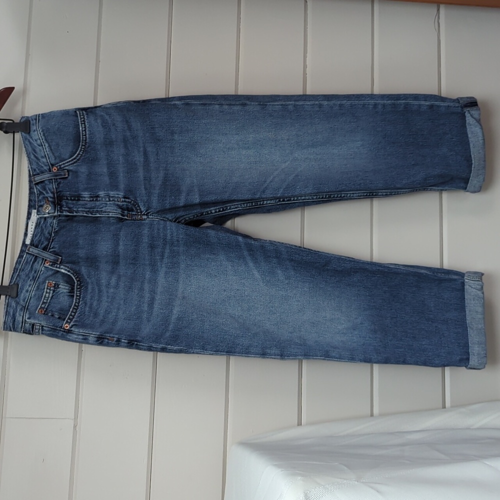 Boyfriend crop jeans, size 28
